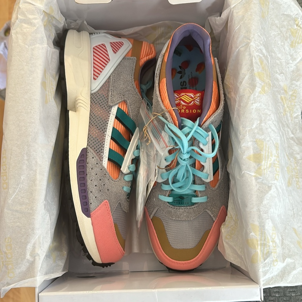 Men’s Adidas Candyverse tennis-shoe. New. Retail-$130. Selling for $90.